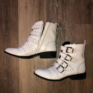 Fashion nova booties